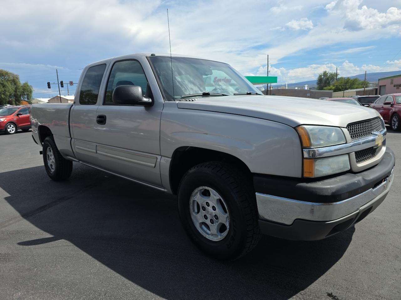 chevrolet silverado 1500 2004 2GCEK19T741282683 image chevrolet silverado 1500 2004 2GCEK19T741282683 image